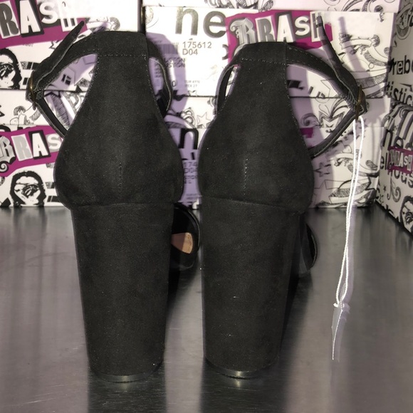 Brash heels - Picture 4 of 4